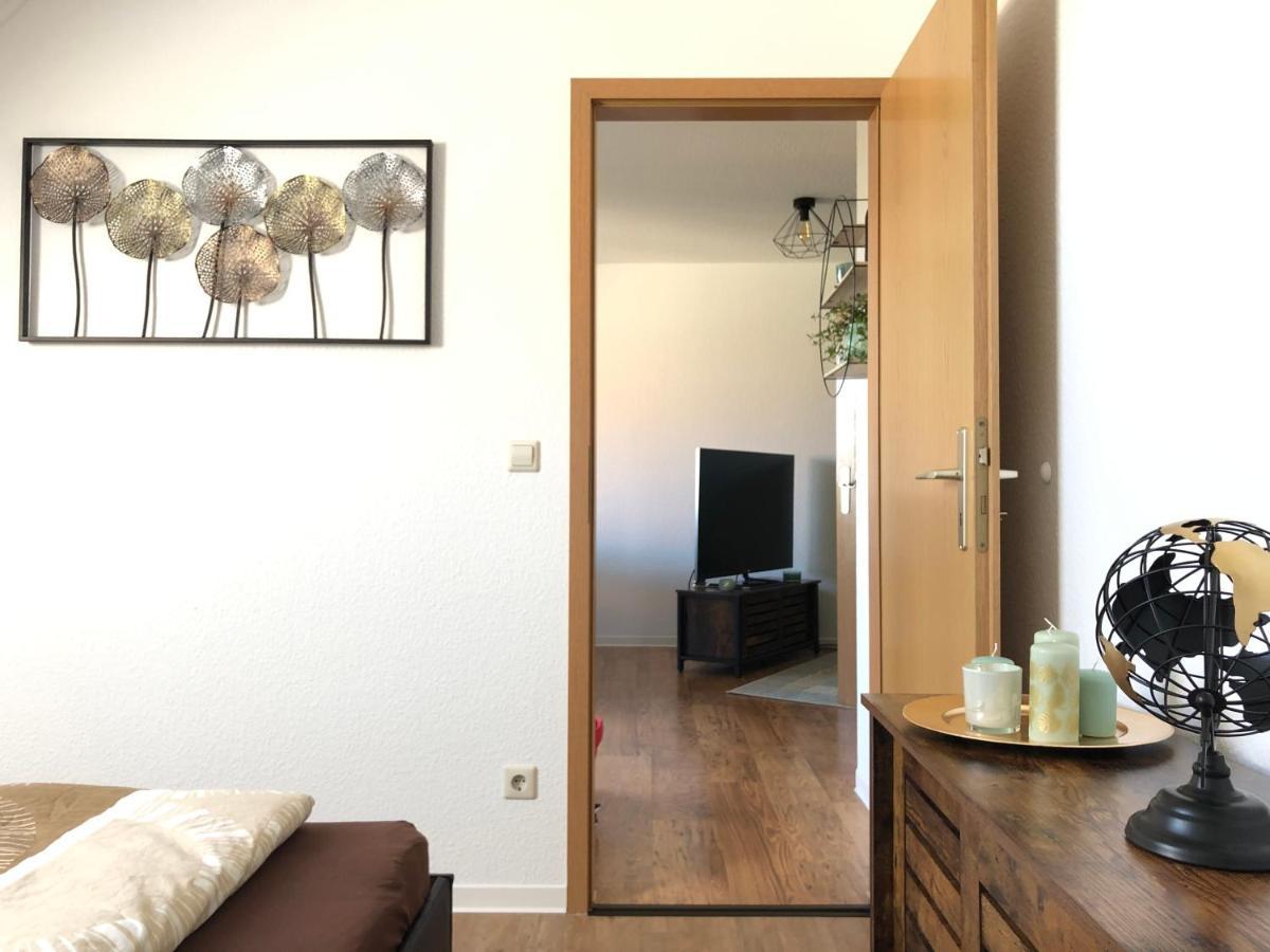 Cottbus-Apartments - Green Apartment I Privat I Wifi I Kueche I Balkon Екстериор снимка
