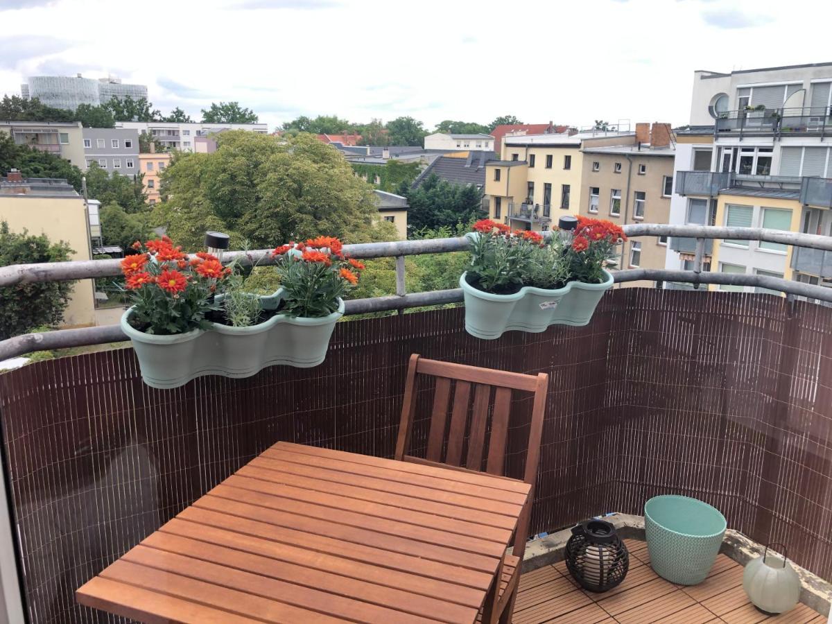 Cottbus-Apartments - Green Apartment I Privat I Wifi I Kueche I Balkon Екстериор снимка