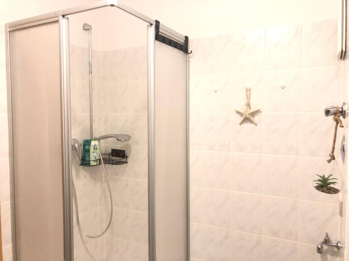 Cottbus-Apartments - Green Apartment I Privat I Wifi I Kueche I Balkon Екстериор снимка