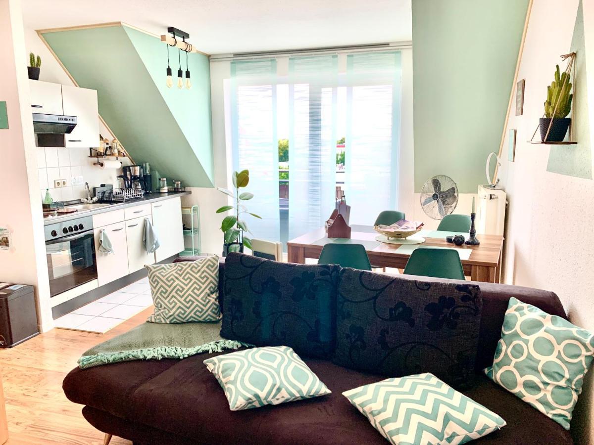 Cottbus-Apartments - Green Apartment I Privat I Wifi I Kueche I Balkon Екстериор снимка