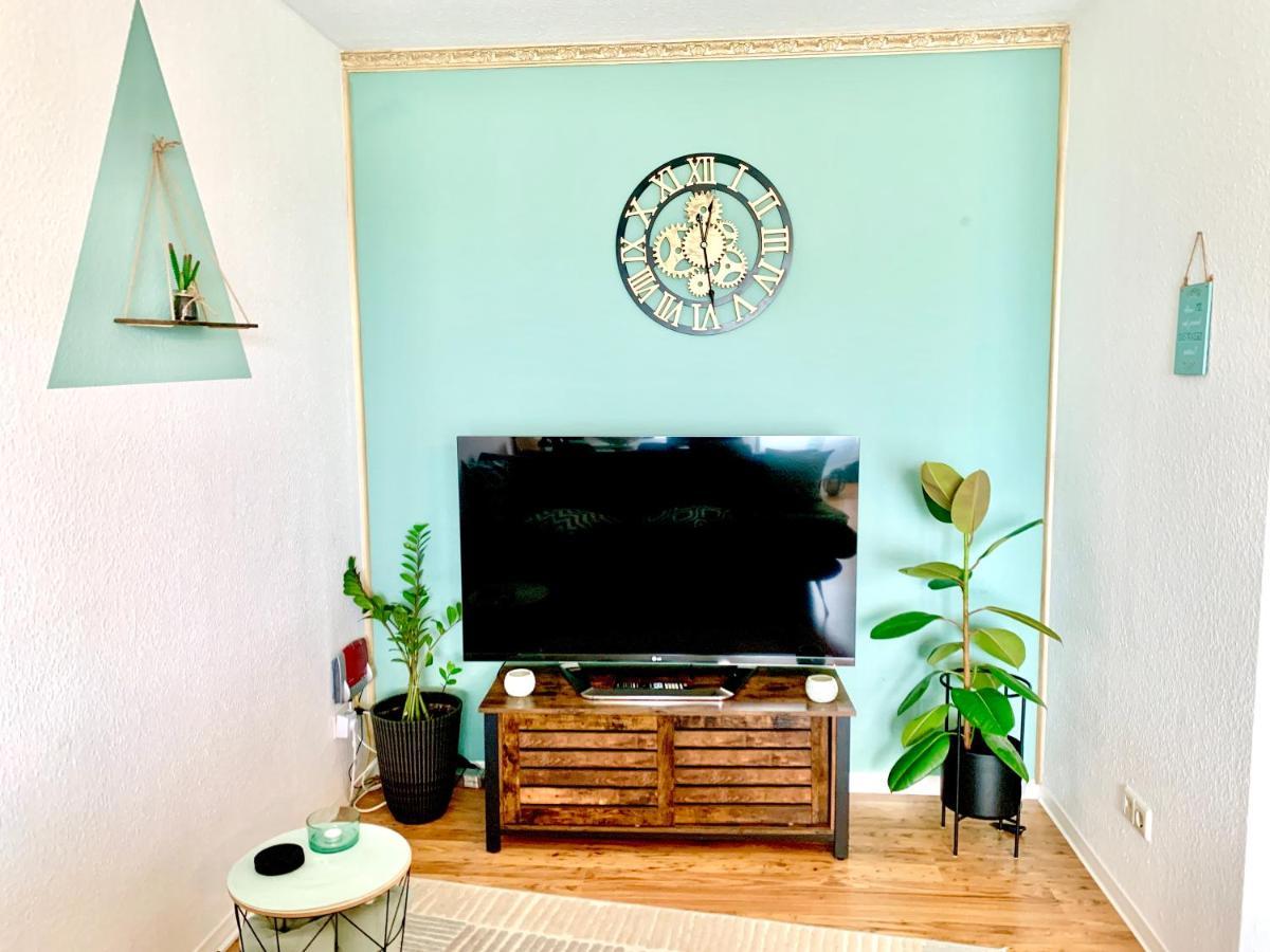 Cottbus-Apartments - Green Apartment I Privat I Wifi I Kueche I Balkon Екстериор снимка